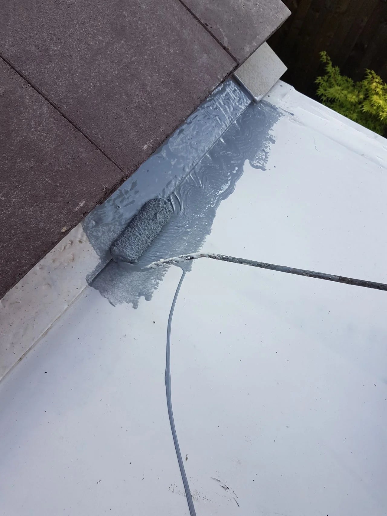 SilaCote ST 300 Instant Hydrophobic Waterproof Roof SilaCote balcony coating, balcony waterproof coating, building