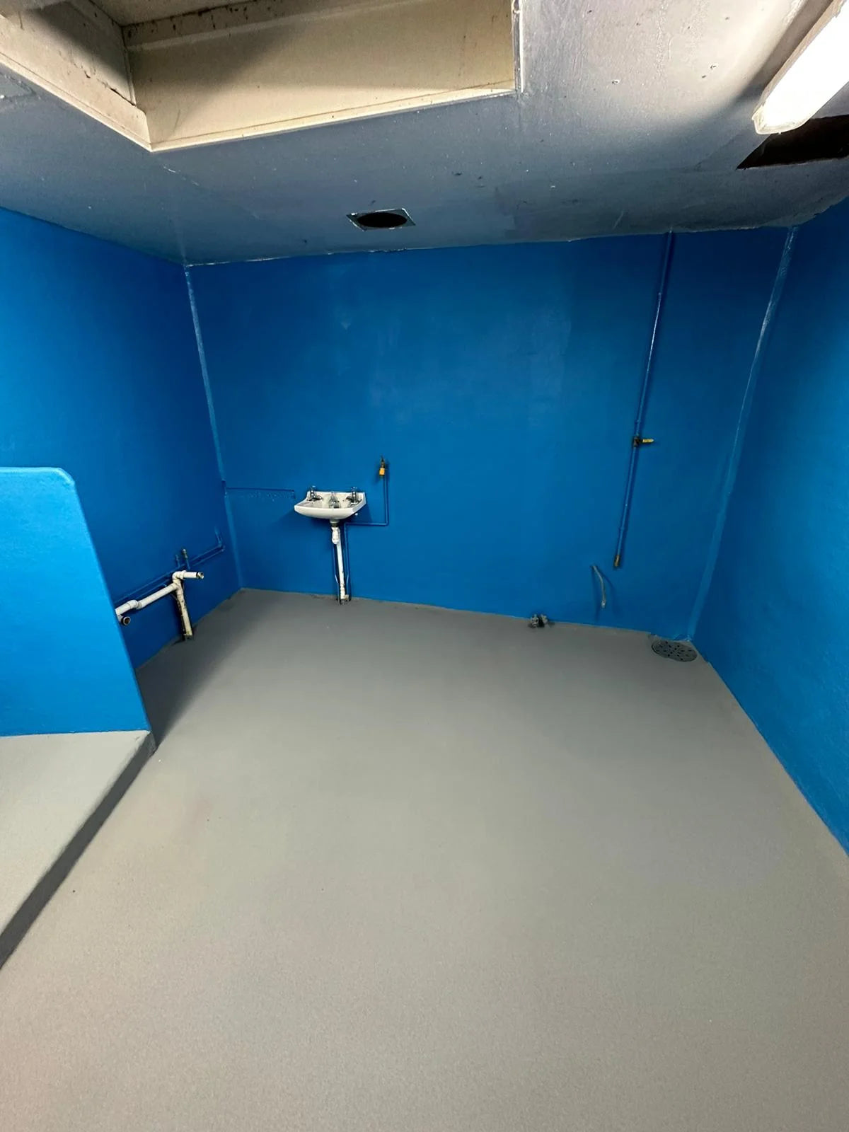 Synthesia Synthesia Urespray P-500 Pure Polyurea 25 year Synthesia 25 year warranty, anti-slip, Balcony and Car Park