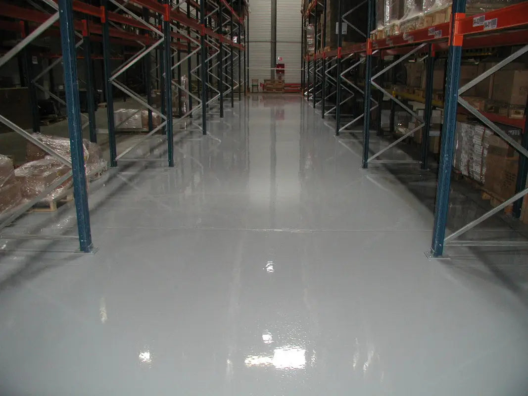 The product is suitable for warehouses, Light to medium industrial floors, Laboratories, Food preparation areas, Ramps and Walkways