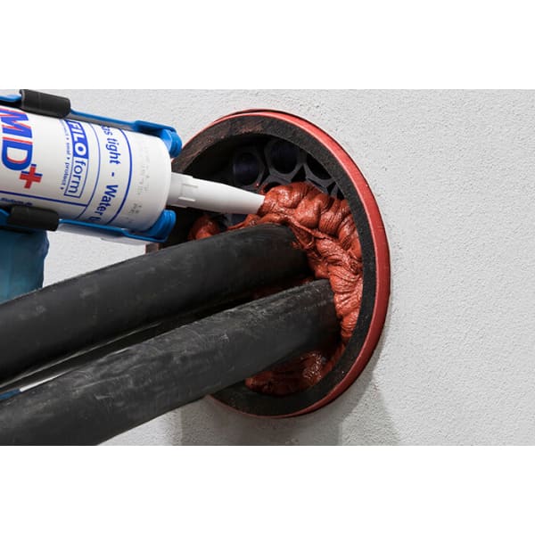 Sealant filling wall penetration with Filoform FiloSeal+HD, showcasing effective sealing