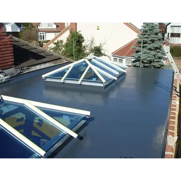 Pyramid-shaped glass skylight on flat roof of Flexi-Tec 2020 GRP Kit 10m2