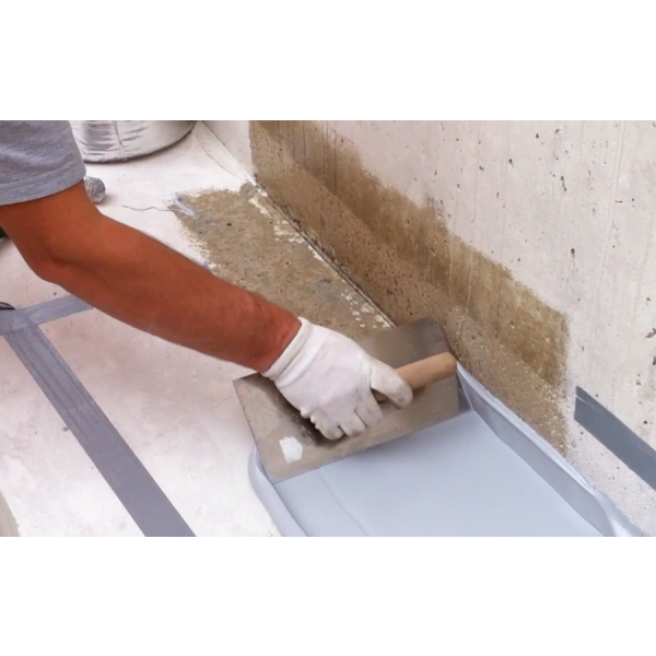 FlexProof 106 Primer A polyurethane-based primer that improves the adhesion of Newton FlexProof 106 to porous substrates, and should always be used when concrete has been ground.