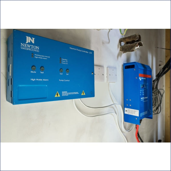 The Newton Pump Controller is designed to be used with matched pairs of manual versions of Newton Pumps of 250 watts to 750 watts, and provides a sophisticated, yet simple to install – twin pump control system which offers some of the features of the Newton Control Panel-Pro, but at a lower cost.