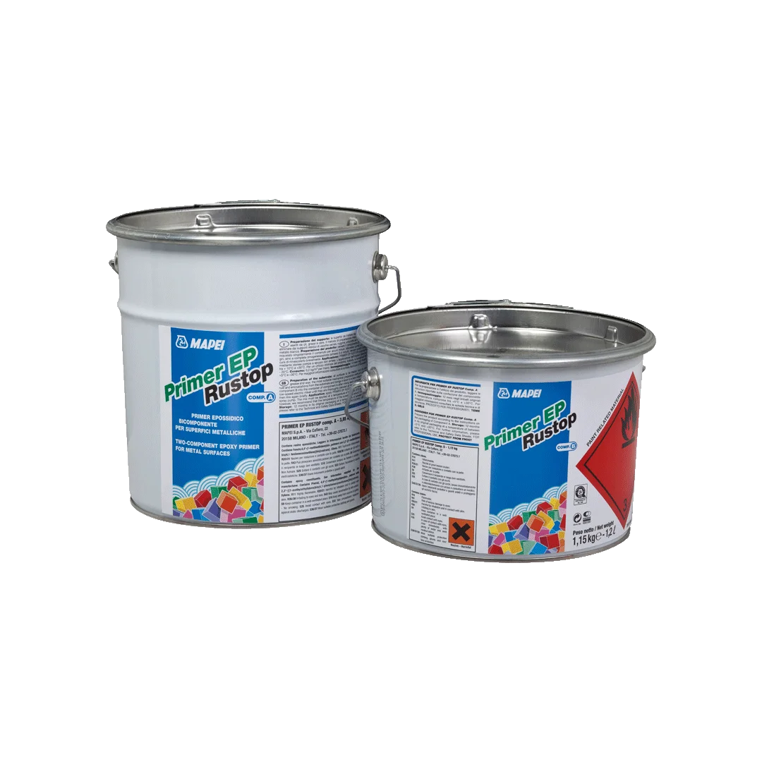 Application of PRIMER EP RUSTOP on a steel beam, forming a corrosion-resistant epoxy base layer for industrial protection.