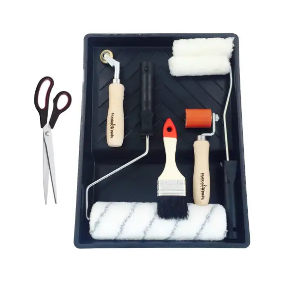 Paint roller and brush set with scissors in Professional Installation Kit black tray