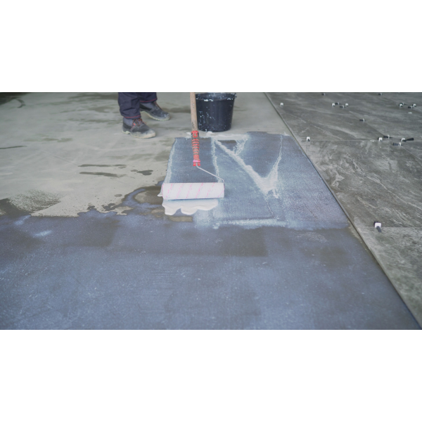 Image of Siramiguard Acryseal floor tile sealant application demonstration