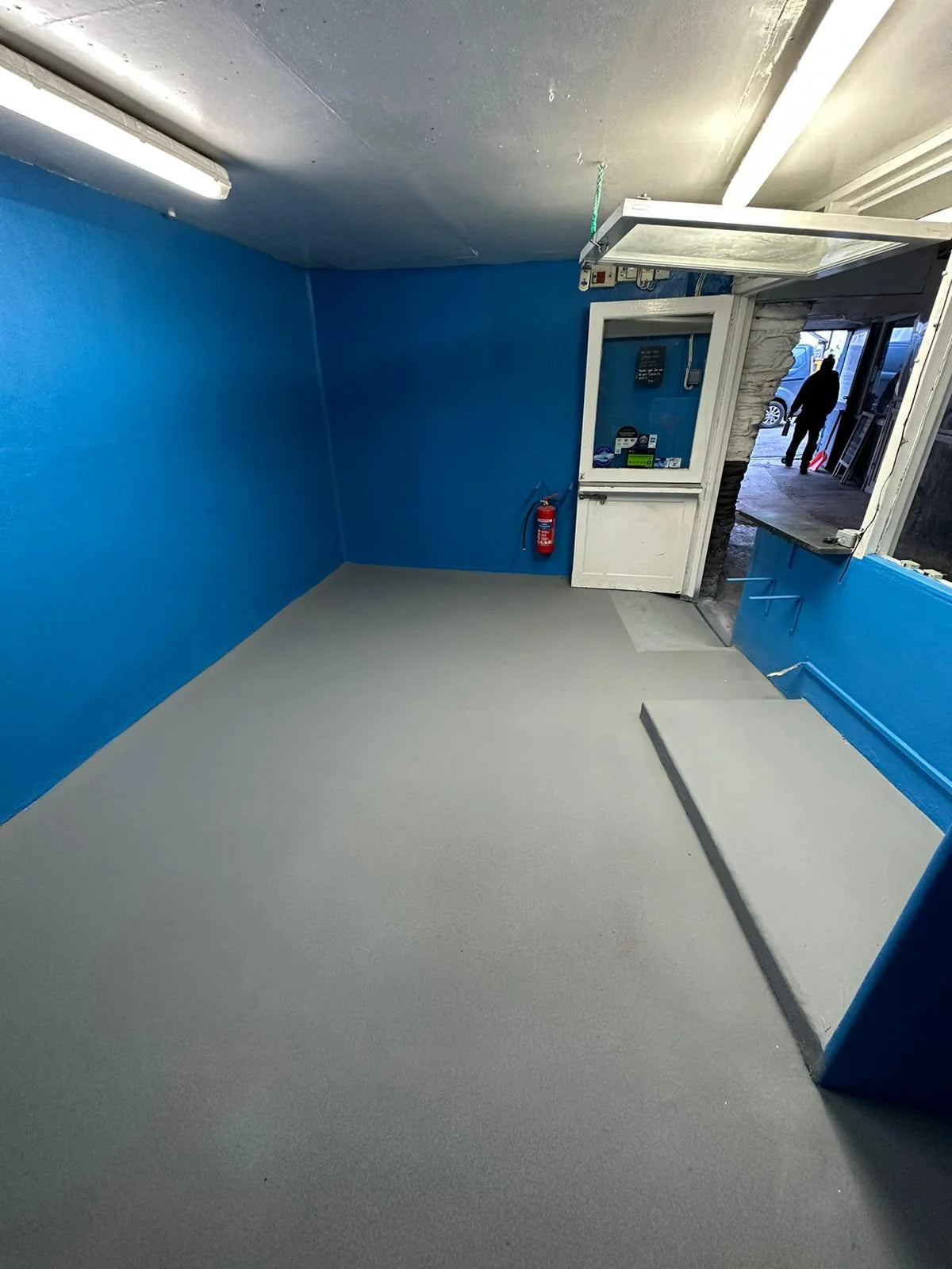 Synthesia Synthesia Urespray P-500 Pure Polyurea 25 year Synthesia 25 year warranty, anti-slip, Balcony and Car Park