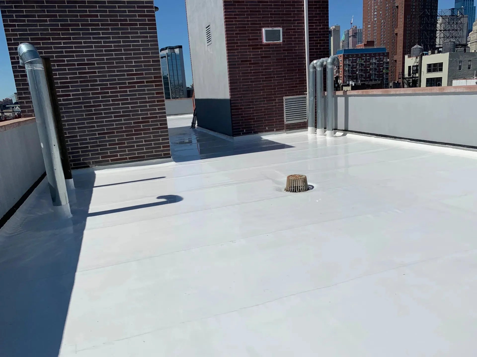 Winkler ONE - Liquid Roof Membrane Winkler Flat Roof, Flat Roof Coating, Flat Roof Waterproofing, Liquid Coating, metal